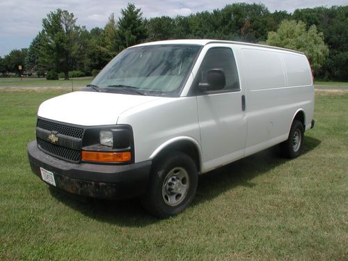 2008 chevrolet express cargo van. utility owned and serviced. nice condition