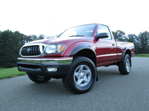 2004 toyota tacoma sr5 4x4 **1 owner**48k actual miles**no reserve***must see**