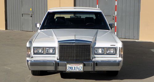 California original, 1988 lincoln town car, 51k orig miles, one owner, like new!