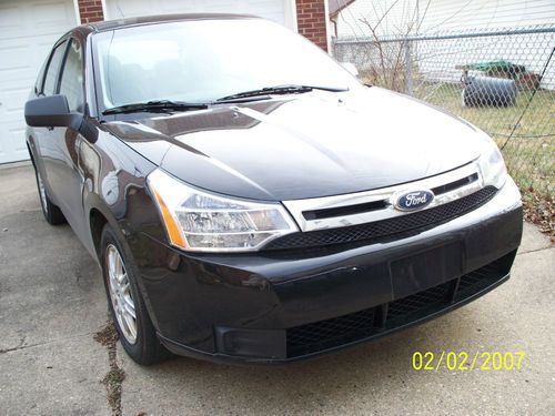 2011 ford focus se 36k great condtion