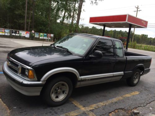 1996 chevrolet s10 ls extended cab pick up truck gmc sanoma