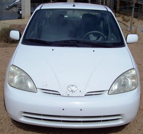 2002 toyota prius base sedan 4-door 1.5l