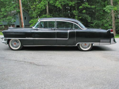 Rare find classic cadillac second owner low miles 14k in recipts great driver!!