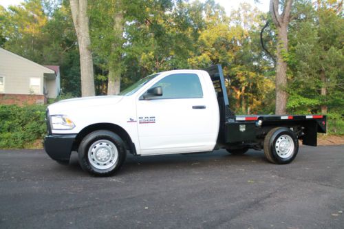 2013 ram 2500  r/cab &#034;flatbed&#034; diesel 2wd only 9,181 miles  - ready to work-