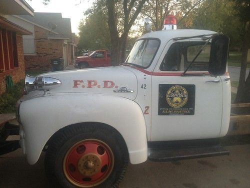 1955 chevy pick up ( 8k miles) old fire truck