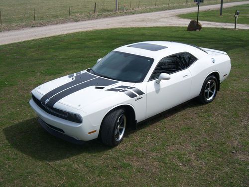 2010 dodge challenger rallye group package