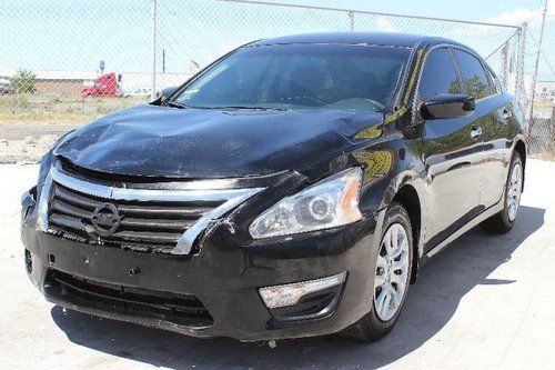 2013 nissan altima salvage repairable rebuilder like new only 6k milles!!!!