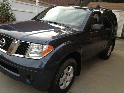 2006 nissan pathfinder 140k great condition 4x4, must see....