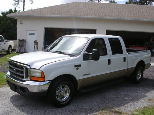 2001 f-250 lariat 7.3 diesel crew cab with low miles nicest one out there period