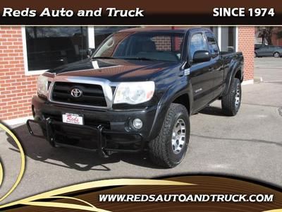 1 owner 06 tacoma xcab 4x4 automatic v6 low low reserve this truck will sell!!