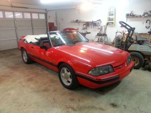 1990 ford mustang lx convertible 2-door 5.0l
