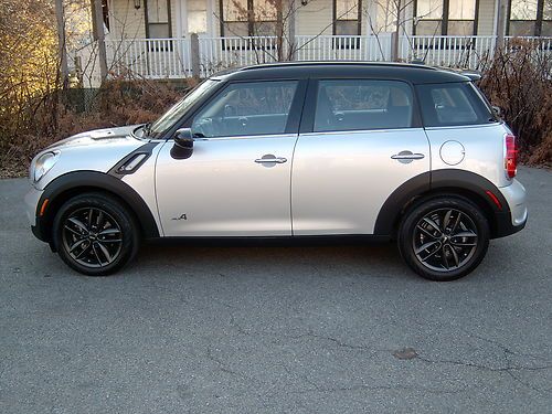 2011 mini cooper countryman awd "s" with premium package like new !!!!!!