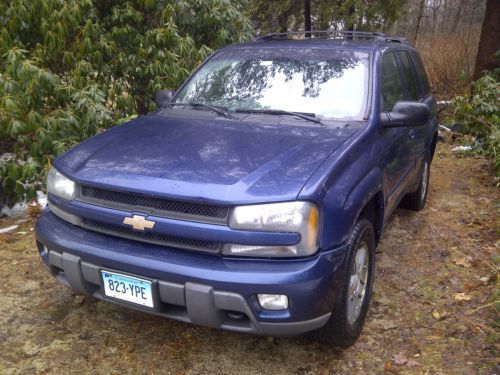 2004 chevrolet trailblazer 4x4 v8 selling for parts or repair 6 cylinder