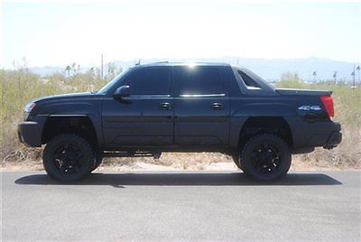 Lifted 2004 chevy avalanche 2500hd 8.1l...lifted chevy avalanche 2500 crew cab