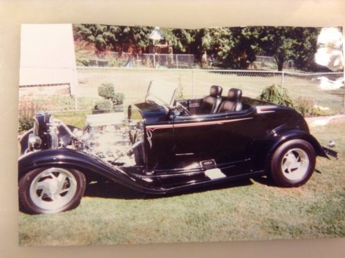 1932 ford full fender roadster  black  347 stoker motor a/t jag rearend