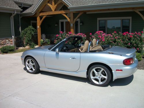 2002 mazda miata mx-5 ls roadster, low miles, very good condition, loaded wow451