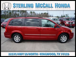 2009 chrysler town &amp; country 4dr wgn touring