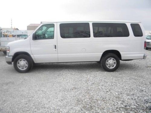 One owner 15 passenger extended full power warranty rear a/c wholesale
