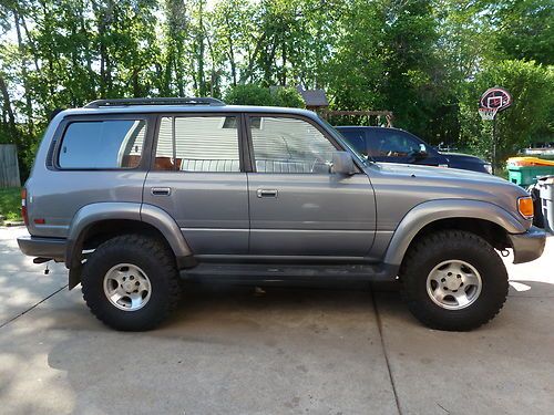 1996 toyota landcruiser with lockers 3 inch lift