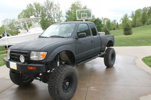 Toyota tacoma extended cab 4x4