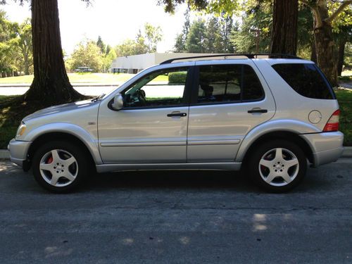 2000 mercedes ml 55---immaculate--service records---babied---$8100.00