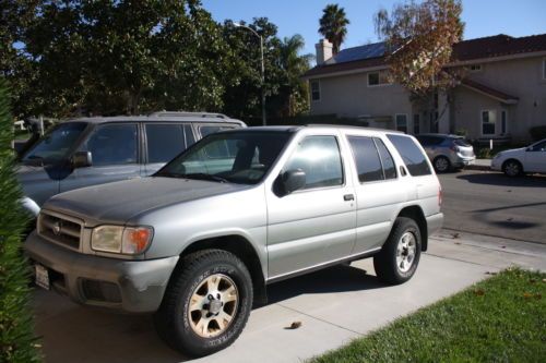 Nissan pathfinder 1999 so cal 91387 great for parts it runs perfect-