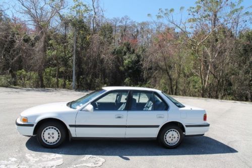 Fl one owner super low mileage excellent condition 9ok original paint must see