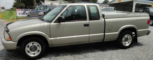 2001 gmc sonoma sls extended cab pickup 3-door 2.2l manual clean - see video!