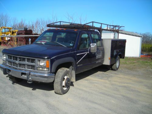 Crew cab, utility bed, diesel, automatic, 4wd