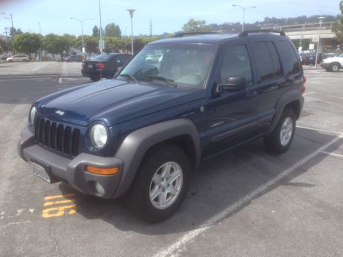 2004 jeep liberty -- good condition