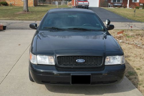 2006 ford crown victoria police package