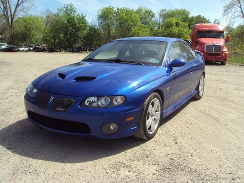 2006 gto ls2 6.0l with 6-speed manual 77k miles light side damage