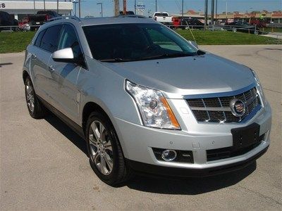 Performance srx awd navigation moonroof one owner low miles