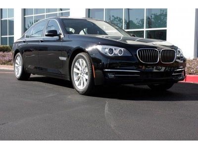 Comfort access, park distance control, rear view camera, heated seats, bmw apps