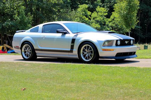 2005 ford mustang gt, low miles, supercharged, and clean!