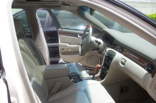 Cadillac seville (2000) in great condition! priced lower than kbb.