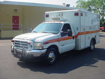 Type 3 ambulance by wheeled coach / x- u.s. govmnt owned / just needs a patient!
