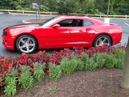 2010 camaro 2ss / rs supersport victory red low mileage 7,800