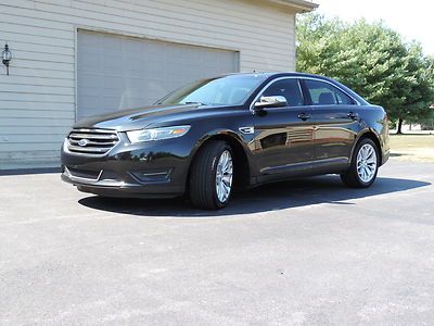 2013 ford taurus 4dr sdn limited-leather-moonroof-rear backup camera-like new
