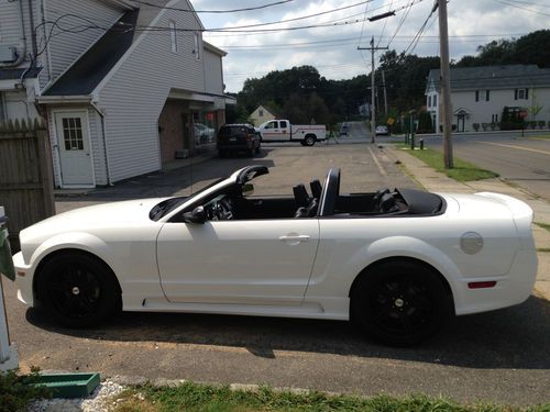 2006 ford mustang s281 convertible