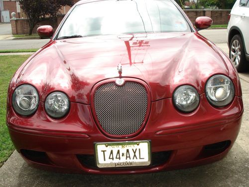 2005 jaguar s-type r    ***excellent condition, fully loaded w/ only 43k***