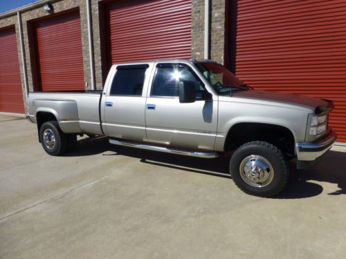 1999 gmc dually original paint 7.4ltr 2wd  very clean