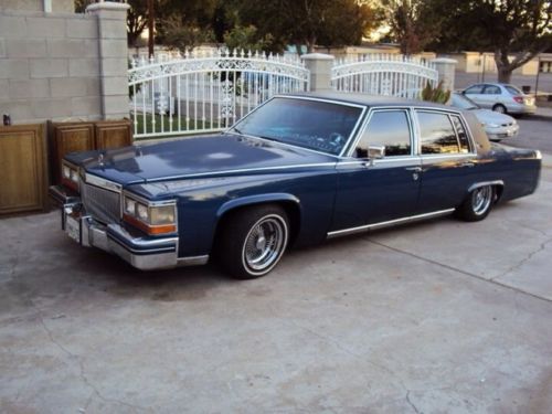 1989 cadillac fleetwood d&#039;elegance sedan 4-door 4.5l low rider
