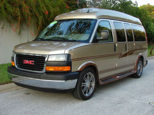 Rocky ridge conversion van! hi-top! 9k mi! 1-owner! leather! pwr sofa! like new!
