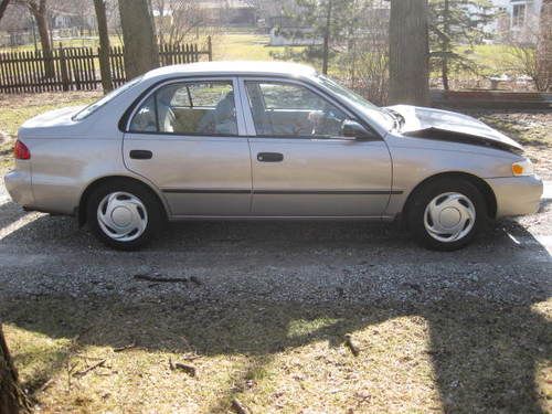 1999 toyota corolla with 85,500 miles front end damage clean title repairable!!!