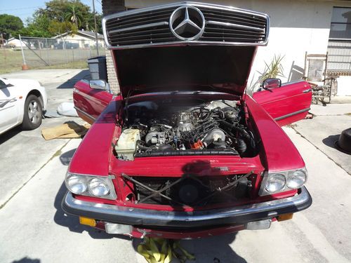 1984 european import mercedes-benz convertible, low miles only 71k miles