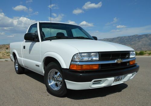 1999 chevy s-10 pickup mint condition; 9k original miles; v6; very rare find!!