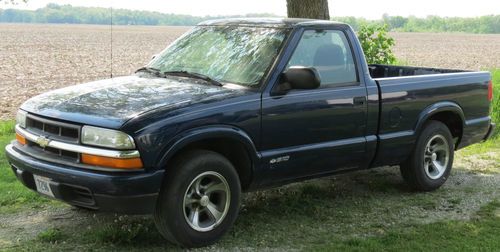 2003 chevy s-10 ls truck 4-cylinder automatic