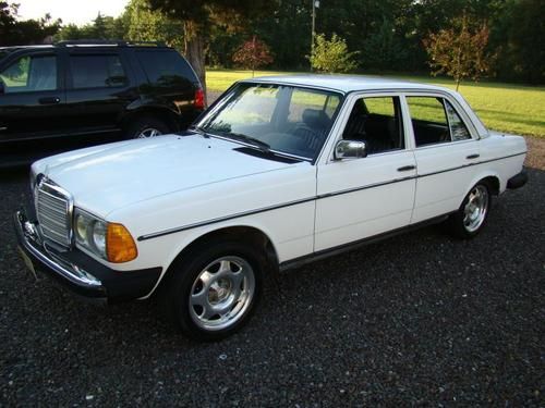 1985 mercedes benz 300d nice 128,831 mile driver! great for greasecar conversion