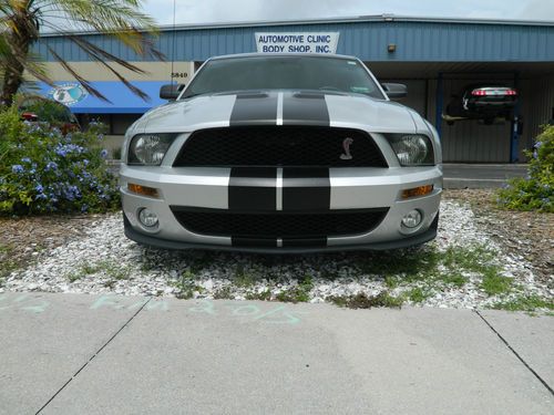 2009 ford mustang base coupe 2-door 4.0l